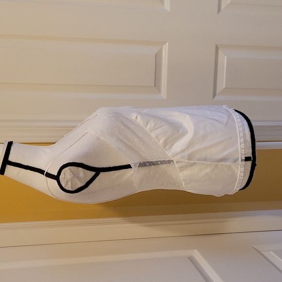 ASHLEY TAYLOR WHITE LACE CAMI TOP, SIZE L - Picture 9 of 12